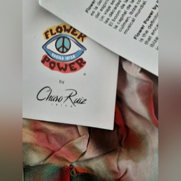 Skirt and top set - Picture 3 of 8